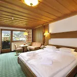 Hotel Alpenhotel Tirol 4*