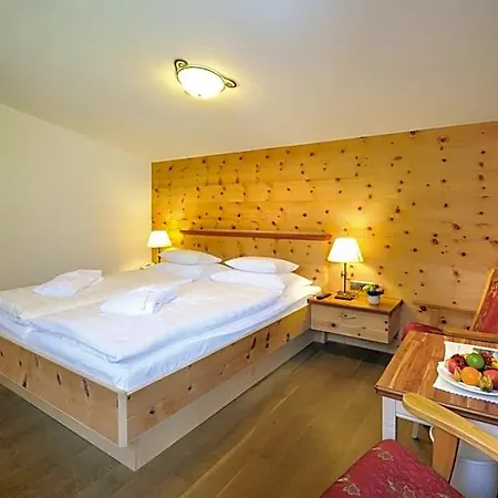 Alpenhotel Tirol