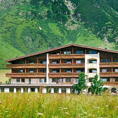Alpenhotel Tirol 4* גלטור