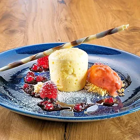 Alpenhotel Tirol