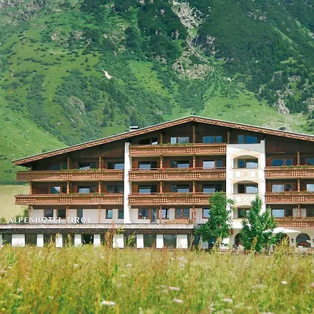 Отель Alpenhotel Tirol