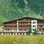 Hotel Alpenhotel Tirol